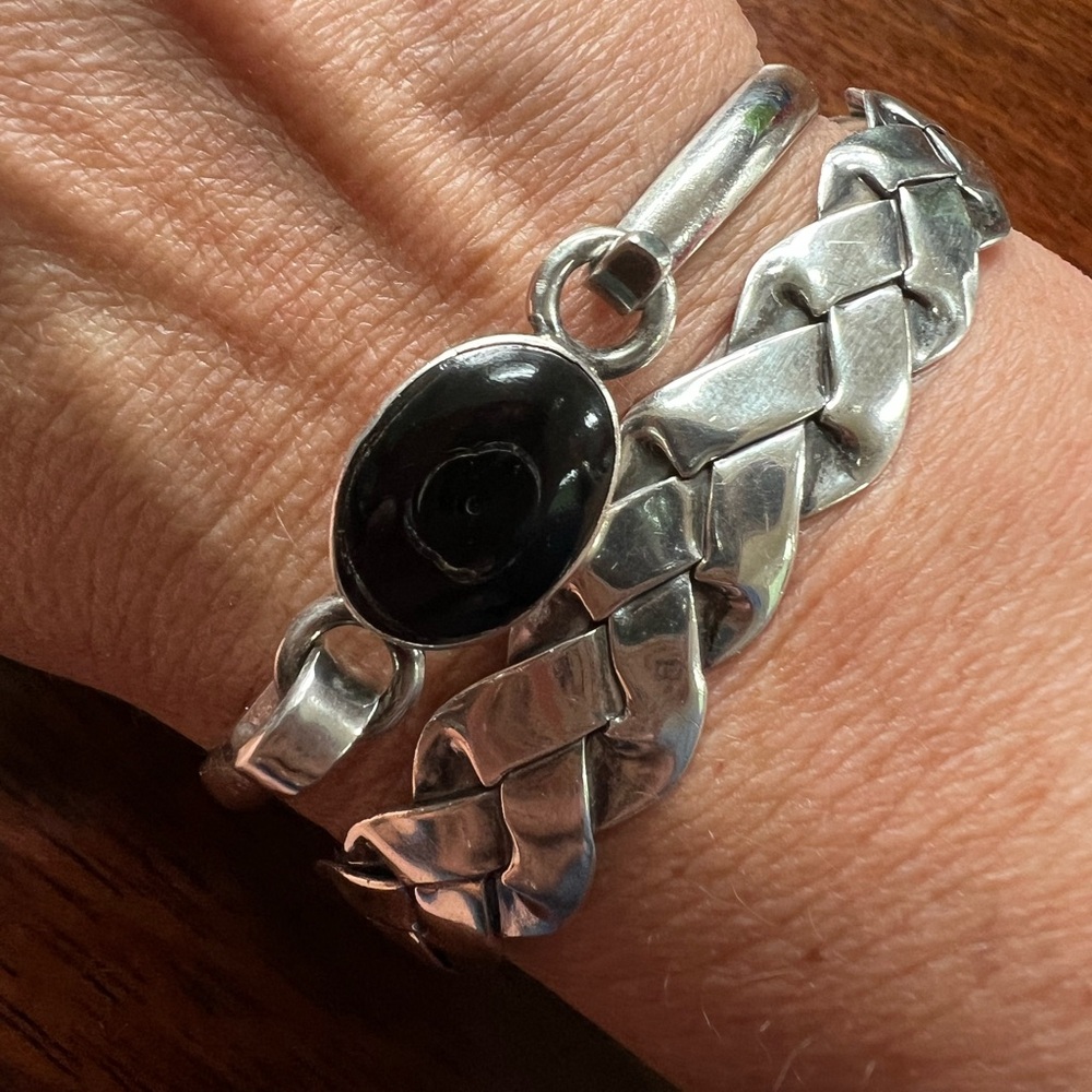 Vintage TAXCO Sterling Silver Bracelet - Picture 3 of 10